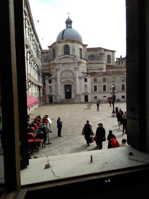 Albergo Al Gobbo Veneţia Exterior foto